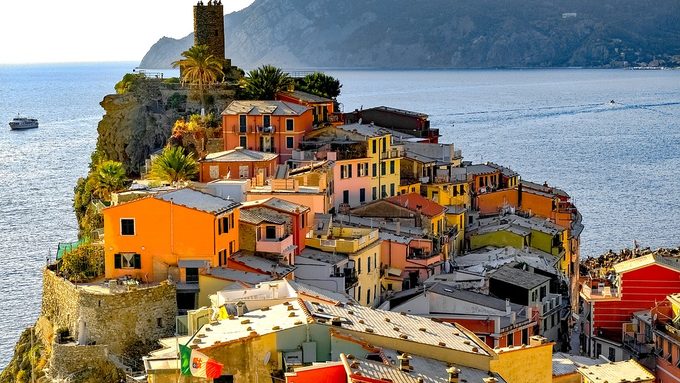 cinque-terre-2922470_960_720.jpg